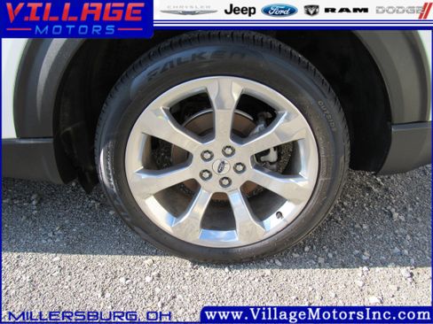 Used 2020 Ford Explorer Platinum w/ Premium Technology Package image 7