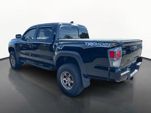 Used 2021 Toyota Tacoma TRD Off-Road AWD/4WD image 5