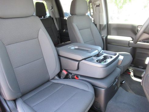 New 2026 GMC Sierra 1500 Pro w/ Graphite Edition AWD/4WD image 9