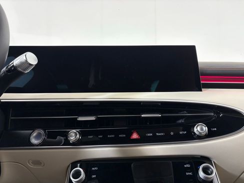New 2026 Genesis GV70 3.5T Sport Prestige AWD/4WD image 25