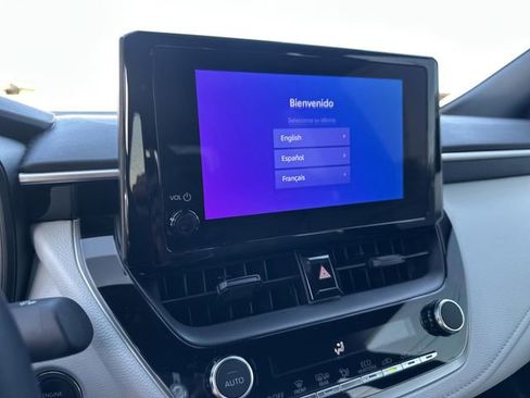 Certified 2025 Toyota Corolla SE image 14