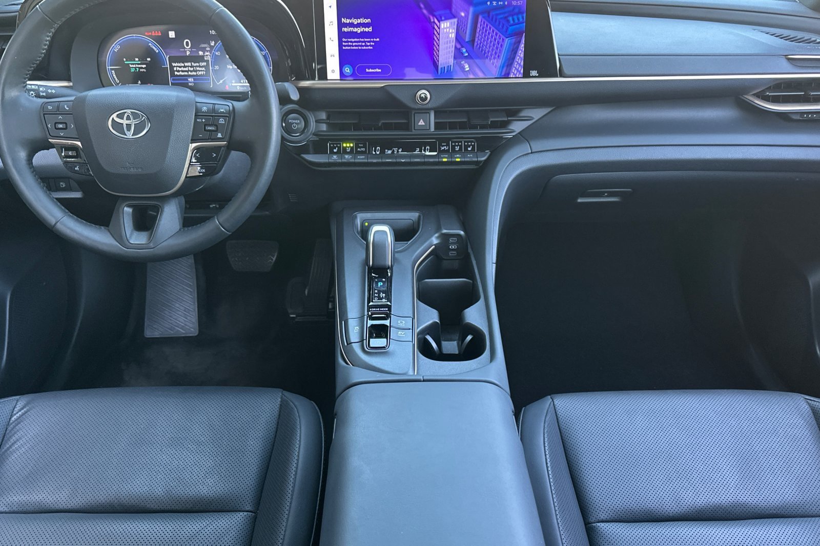 Certified 2023 Toyota Crown AWD/4WD image 13