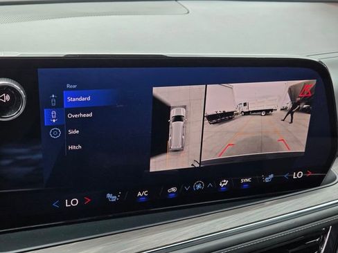 Used 2025 Chevrolet Suburban LT w/ Comfort Package image 22