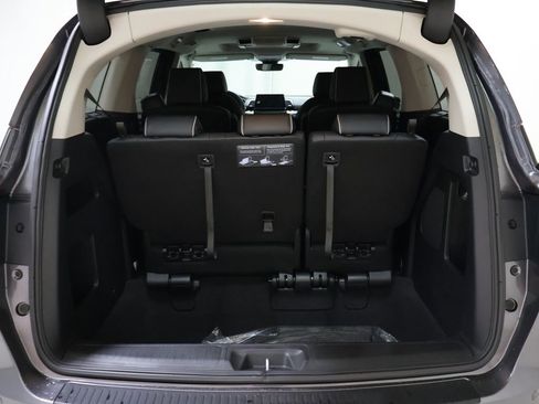 New 2026 Honda Odyssey Touring image 15