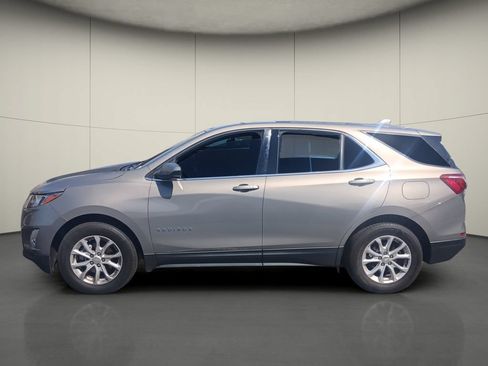 Used 2018 Chevrolet Equinox LT FWD image 4