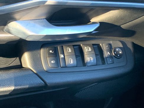 Used 2021 RAM 1500 Big Horn image 20