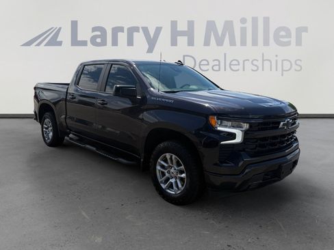 Used 2023 Chevrolet Silverado 1500 RST AWD/4WD image 7
