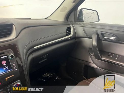 Used 2017 Chevrolet Traverse LT AWD/4WD image 22