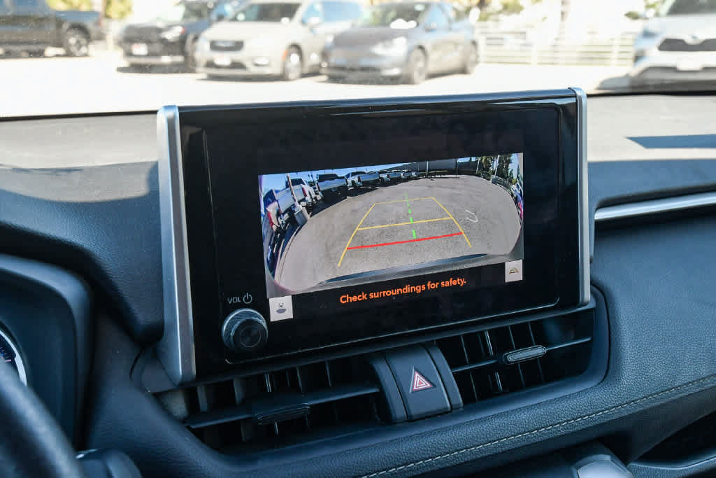 Certified 2024 Toyota RAV4 LE AWD/4WD image 21
