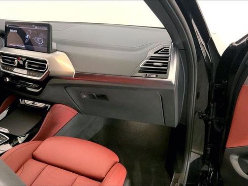 Certified 2024 BMW X4 M40i image 23
