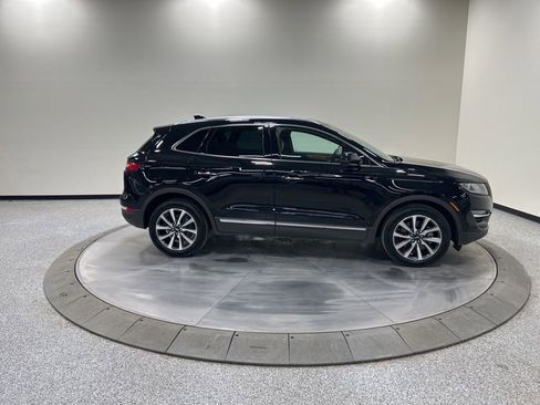 Certified 2019 Lincoln MKC Reserve w/ MKC Climate Package image 4