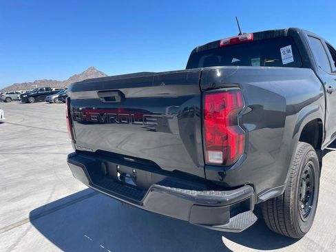 Used 2023 Chevrolet Colorado W/T image 4