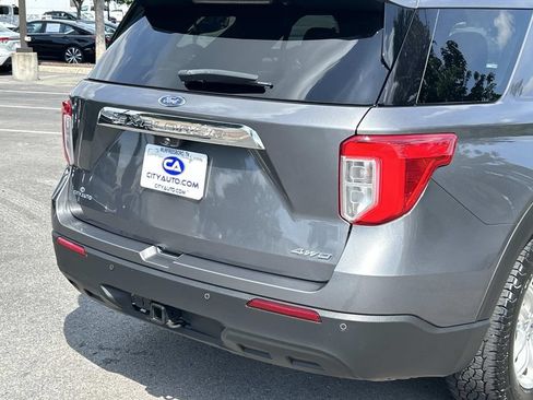 Used 2021 Ford Explorer 4WD w/ Class III Trailer Tow Package image 14