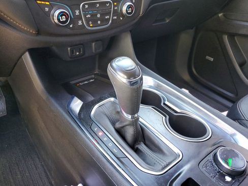 Used 2019 Chevrolet Traverse Premier w/ Driver Confidence II Package FWD image 31