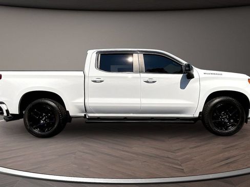 Used 2024 Chevrolet Silverado 1500 RST RWD image 9