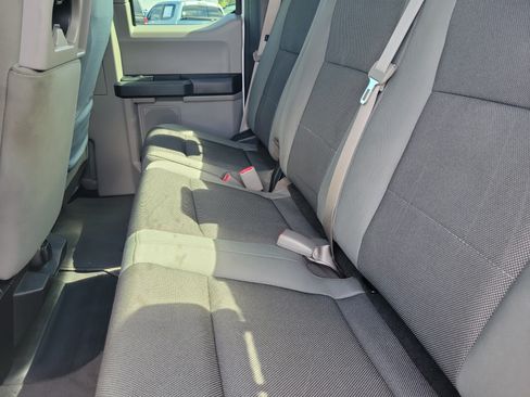 Used 2017 Ford F150 XL w/ Equipment Group 101A Mid RWD image 11