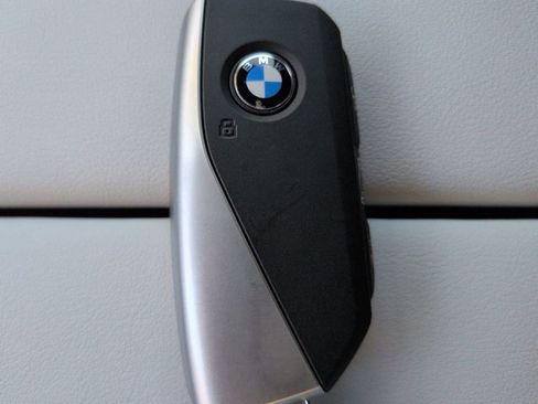 New 2026 BMW X5 xDrive40i w/ M Sport Package AWD/4WD image 30