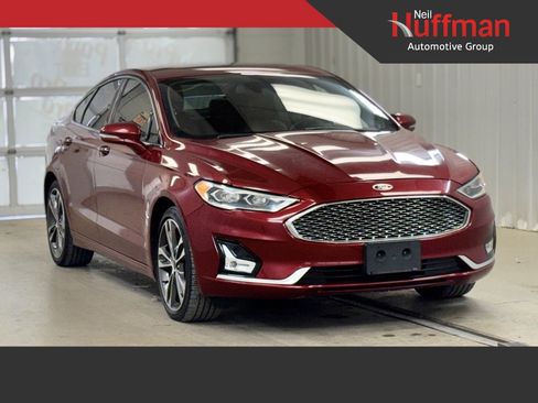 Used 2019 Ford Fusion Titanium image 1