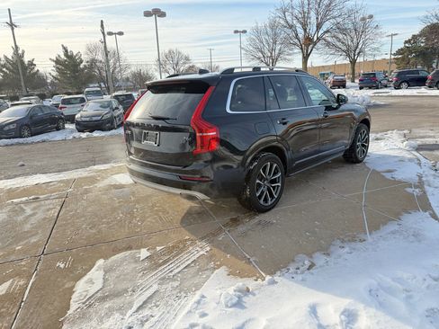 Used 2016 Volvo XC90 T6 Momentum w/ Momentum Plus Package image 5