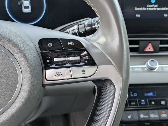 Used 2025 Hyundai Elantra SEL FWD image 13
