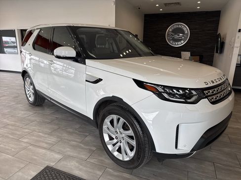 Used 2017 Land Rover Discovery HSE image 3