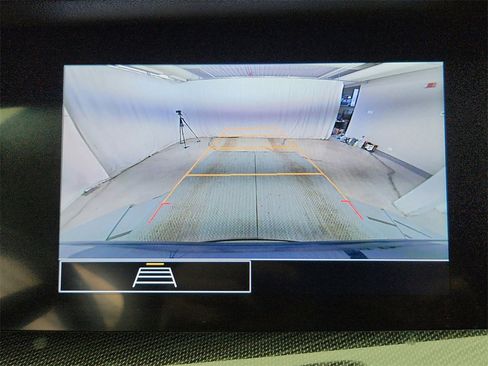 Used 2023 Buick Envision Preferred image 38