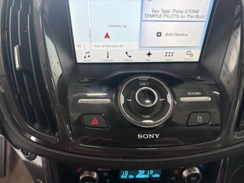 Used 2016 Ford Escape Titanium FWD image 34