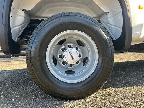 New 2026 GMC Sierra 3500 Pro image 18