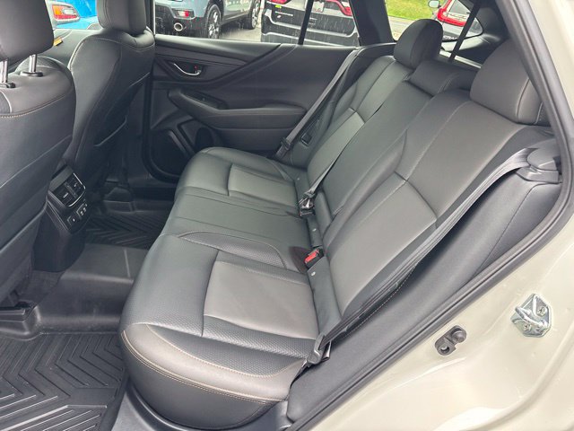 Used 2022 Subaru Outback Wilderness AWD/4WD image 10