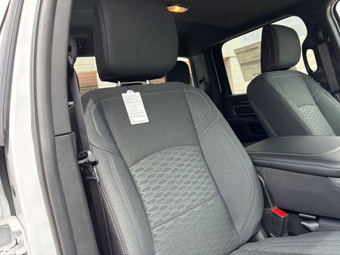 New 2025 RAM 2500 Big Horn AWD/4WD image 26