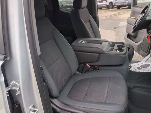 Used 2019 Chevrolet Silverado 1500 Custom w/ Custom Value Package image 30