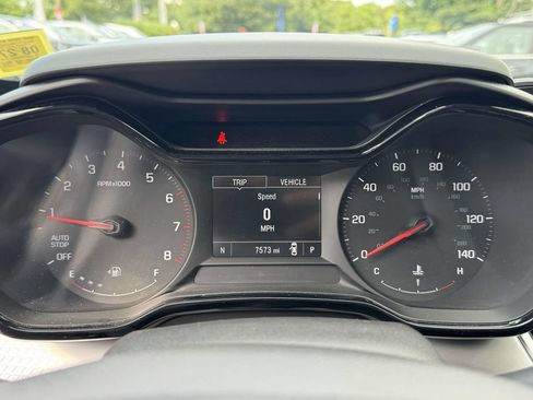 Used 2024 Chevrolet Trax LS w/ Driver Confidence Package FWD image 27