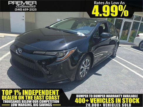 Used 2022 Toyota Corolla LE FWD image 1
