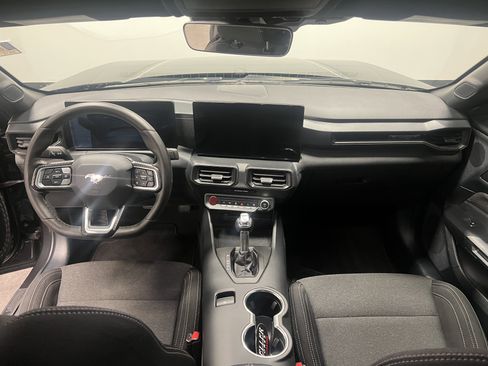 Used 2024 Ford Mustang Coupe image 12