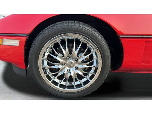 Used 1989 Chevrolet Corvette Convertible RWD image 30