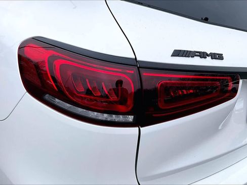 Used 2023 Mercedes-Benz GLS 63 AMG 4MATIC image 28