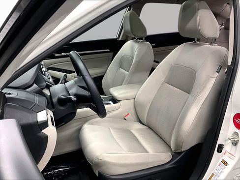 Used 2019 Nissan Altima 2.5 SV FWD image 7