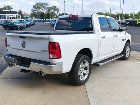 Used 2017 RAM 1500 Classic SLT w/ SLT Plus D←cor Group AWD/4WD image 5