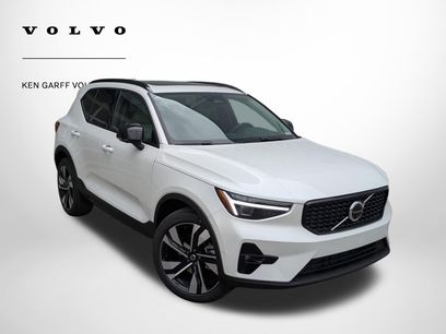 New 2026 Volvo XC40 B5 Plus w/ Protection Package Premier
