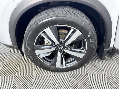 Certified 2021 Nissan Rogue SL image 4