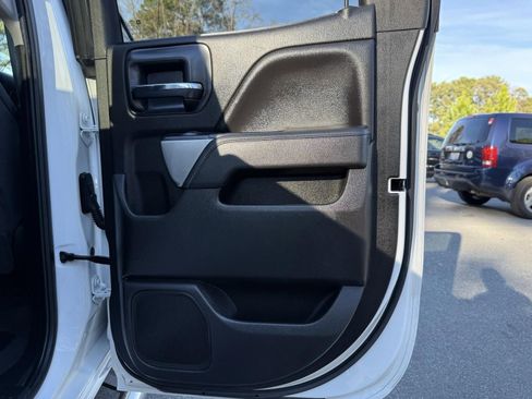 Used 2019 Chevrolet Silverado 1500 LT image 23