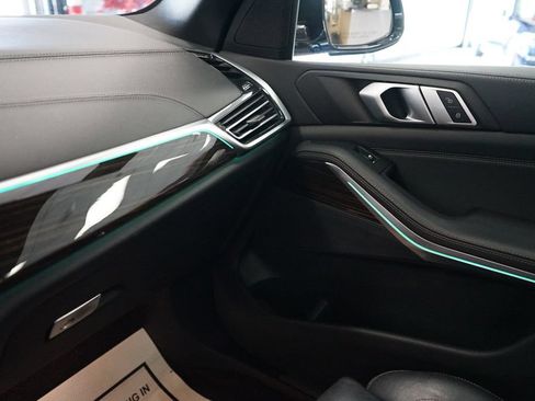 Used 2019 BMW X5 xDrive40i AWD/4WD image 48