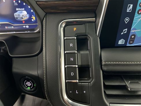 Used 2023 Chevrolet Tahoe Premier image 16