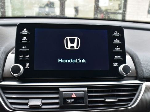 Used 2018 Honda Accord Sport image 27