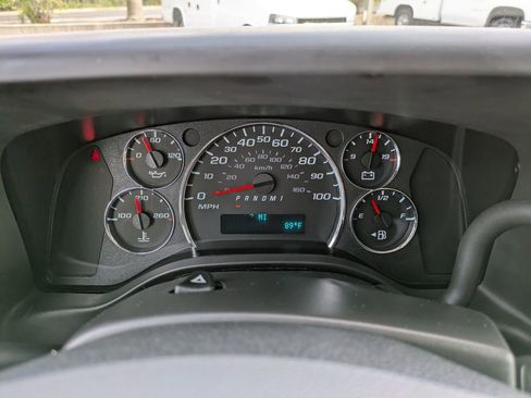 New 2025 Chevrolet Express 3500 w/ Power Convenience Package image 25