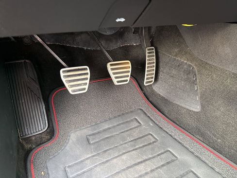 Used 2015 Chevrolet Camaro SS w/ RS Package image 18