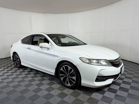 Used 2017 Honda Accord EX-L image 1