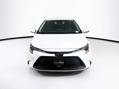 Used 2022 Toyota Corolla LE w/ Carpet Mat Package (TMS) image 2