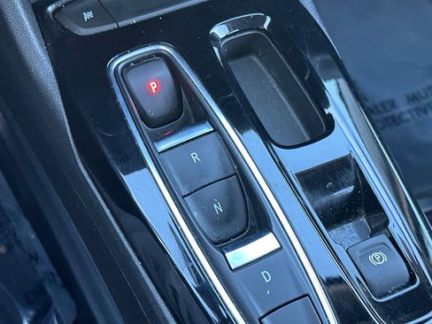 Used 2022 Chevrolet Bolt EUV LT w/ Comfort Package image 33