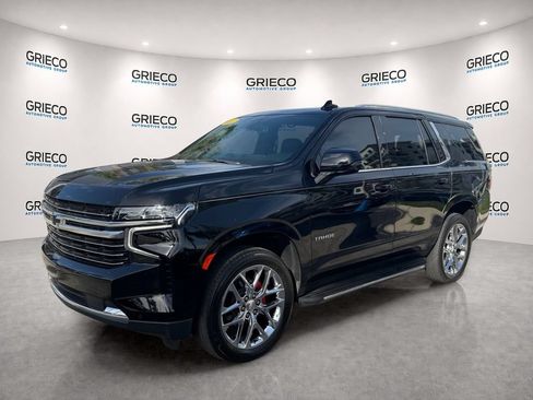 Used 2022 Chevrolet Tahoe LT w/ Luxury Package RWD image 3